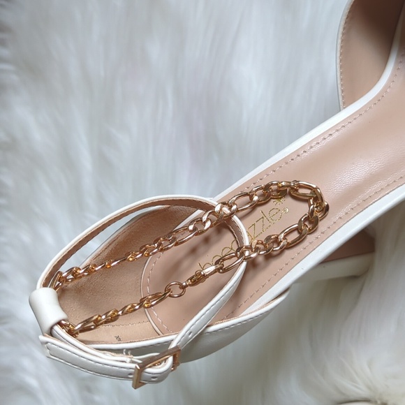 **Worn Once** Shoedazzle Sidney Platform Pump. Birch. Size 9 - Picture 5 of 5